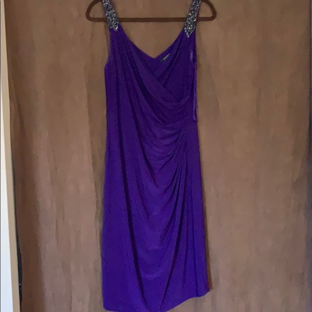 Dress - Picture 2 of 5